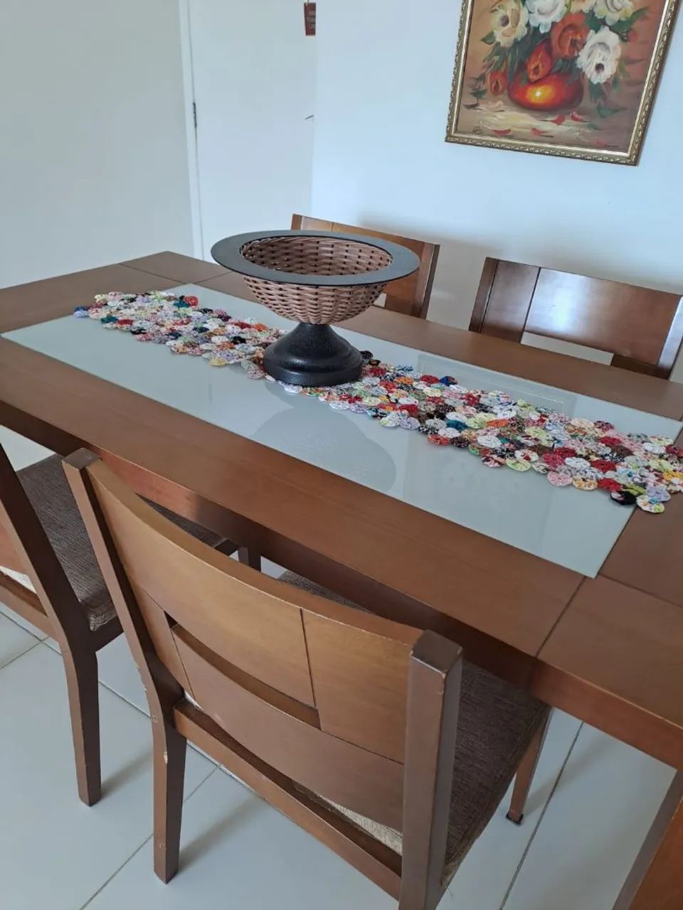 Mesa de Jantar 1.80 X 0.90 c 04 cadeiras  - Foto 3