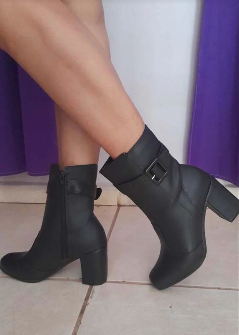 Bota feminina 