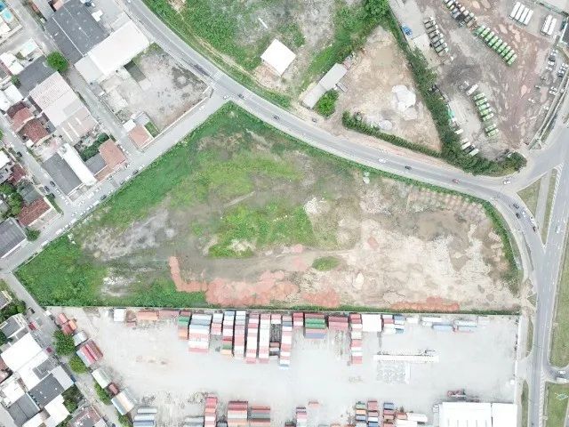 Área de 30.000 M² Darly Santos - Foto 4