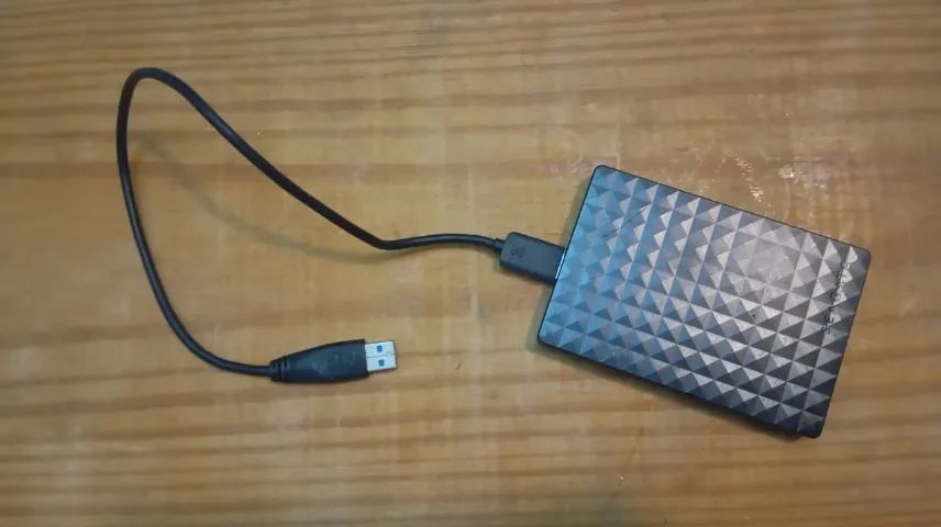 Disco Rígido Externo Seagate Expansion 2TB