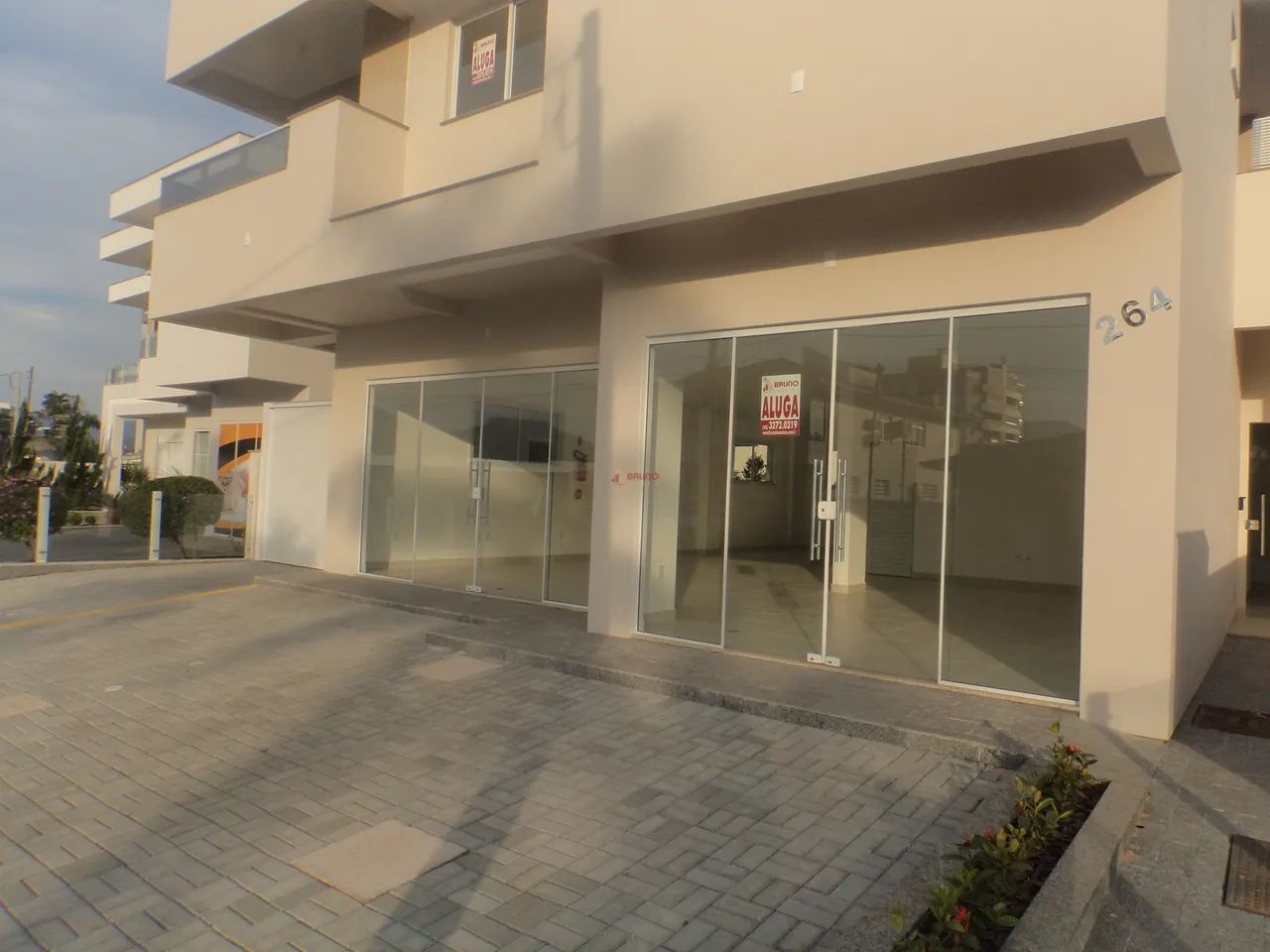 Sala comercial no Centro de Antônio Carlos