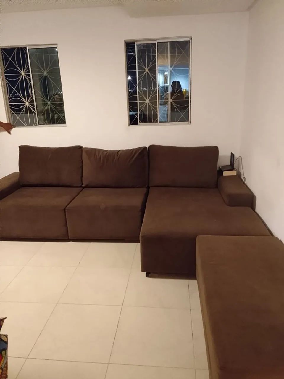 Sofá reclinavel com chaise novisimo 