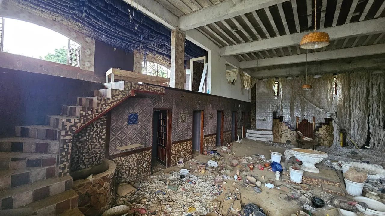 Vende-se, área aproximada 500 m² - Foto 2
