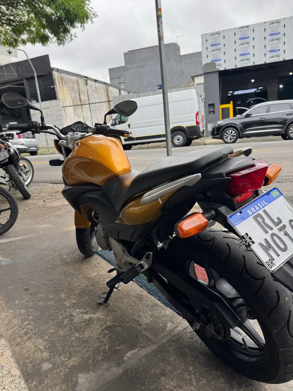 HONDA CB300R 2012  - Foto 4