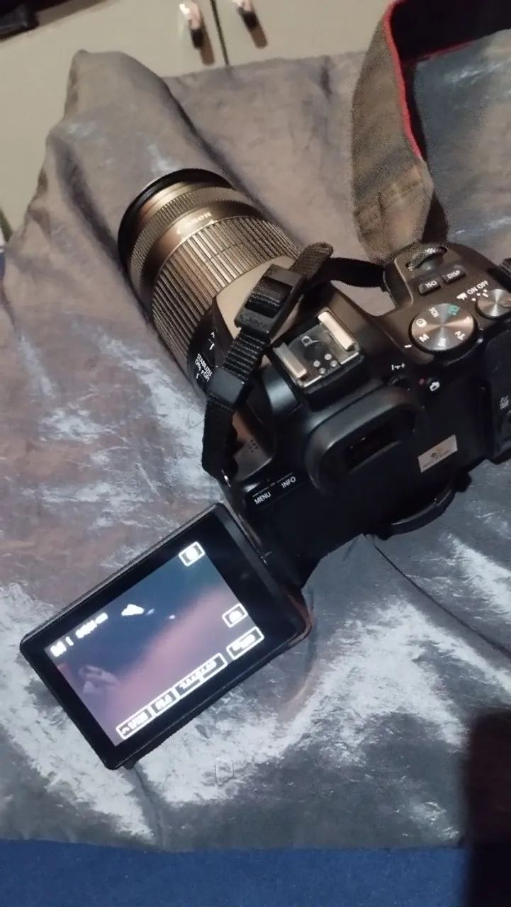 Câmera Canon Sl3 estado de nova!! - Foto 2