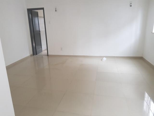 Ampla casa, livre com Garagem no Tororó - Foto 7