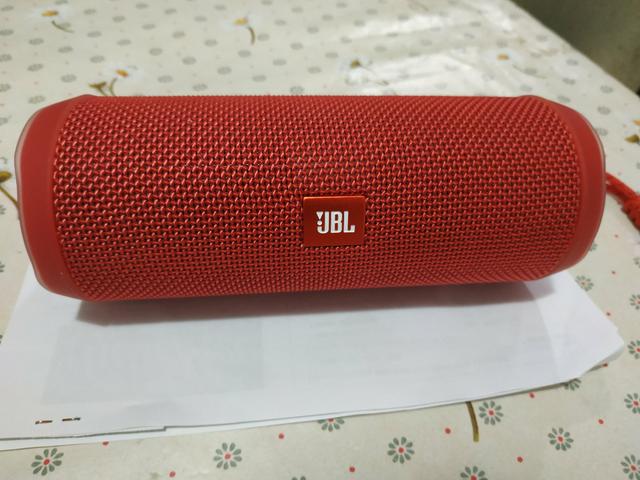 Vendo Caixinha de Som Flip 4 JBL Original