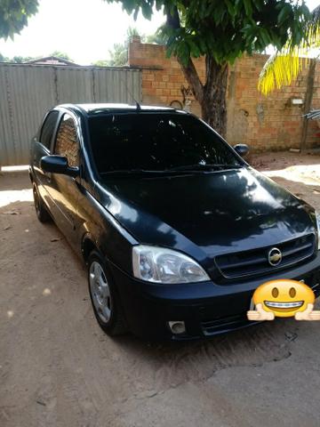 Corsa Sedan Premium 06/06