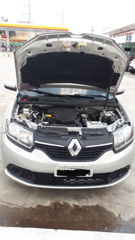 Sandero 1.6 Expression 8 válvulas 14/15 - Foto 2