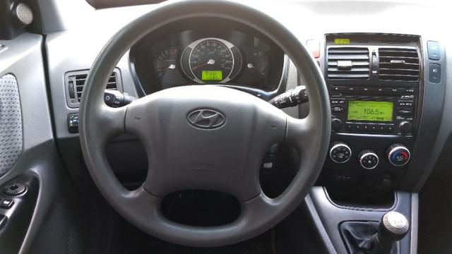 Vendo Hyundai Tucson manual com GNV - Foto 7