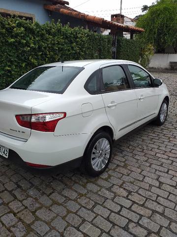 Grand Siena 1.6 essence. pouco rodado , unico dono