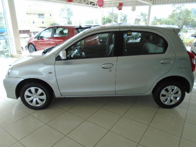Toyota Etios - Foto 3
