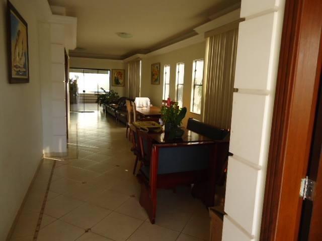 Casa de esquina no Condomínio Damha II - Foto 3
