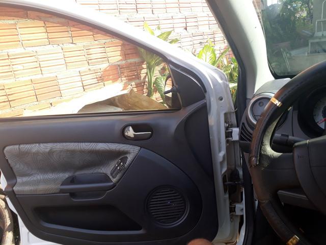 Fiesta sedan 2009/2009 - Foto 3