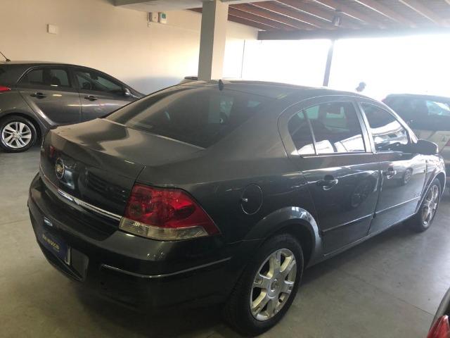 Vectra Elegan 2.0 Manual, carro em excelente estado de conservação!com kit gás - Foto 5