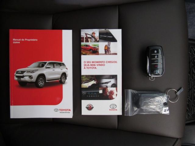 TOYOTA HILUX SW4 2.8 SRX 4X4 16V TURBO INTERCOOLER DIESEL 4P AUTOM?TICO. - Foto 10