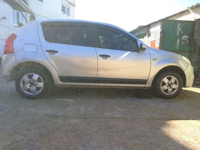 Sandero - Foto 5
