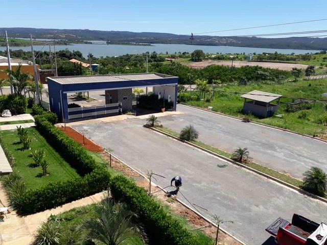 VENDO LOTE CONDOMÍNIO FAROL DO LAGO CORUMBÁ 4