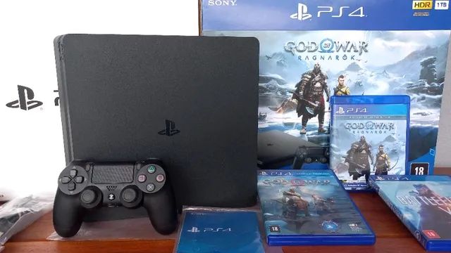 PLAYSTATION 4 1TB SLIM + JOGO GOD OF WAR RAGNAROK