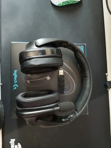 Logitech G935 Wireless 7.1 Lightsync Gaming Headset Manual del usuario