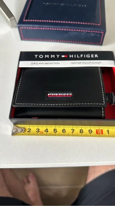 Carteira Tommy Hilfiger Couro Preto Nova - Foto 4