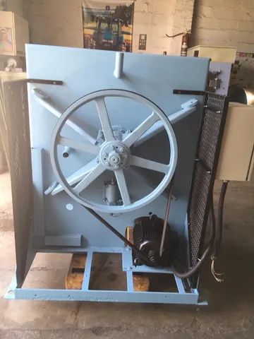 Lavadora extratora industrial 30kg com inversor marca sitec - Foto 3
