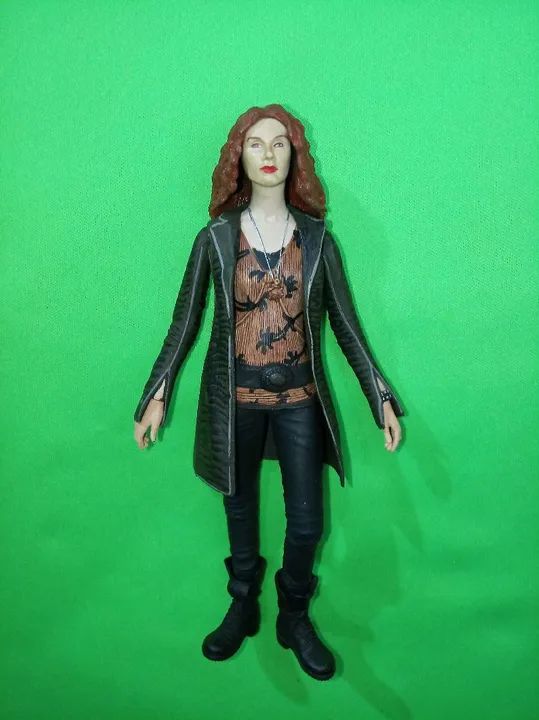 Victoria Crepúsculo Twilight Eclipse Boneco Action Figure Neca
