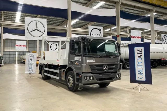 MB Atego 1719/48 25/25 Polinguindaste Duplo Não Articulado 9 Ton - Foto 5