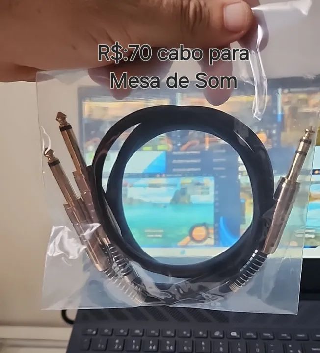 Cabo para Mesa de Som. 2 P10 mono para 1 P10 estéril.