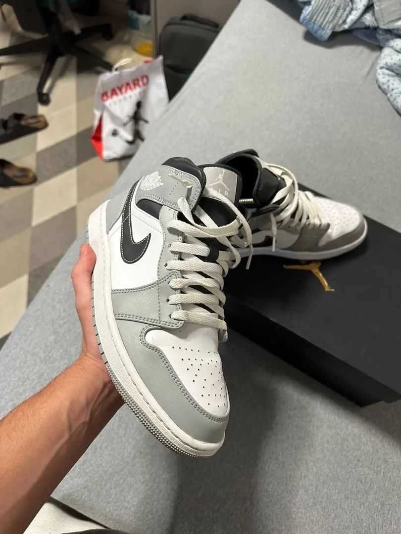Tênis Air Jordan 1 Mid Light Smoke Grey 2.0 - Foto 4