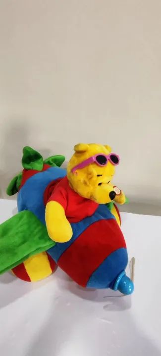 Boneco Ursinho Pooh no Avião Disney Colecionador C/ Defeito - Foto 4