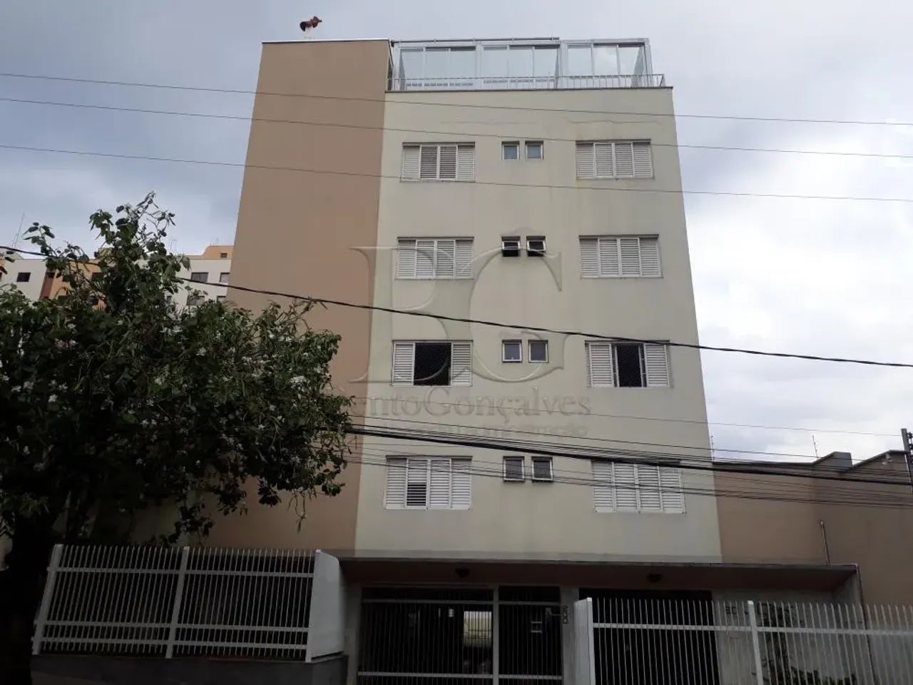 Apartamentos Padrão em Poços de Caldas