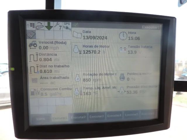 Trator New Holland - T7.205 Cabinado - 4×4 - 182cv - Com piloto - Ano 2014 - Foto 6