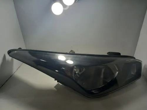 Farol direito Hyundai HB20 2013 a 2016