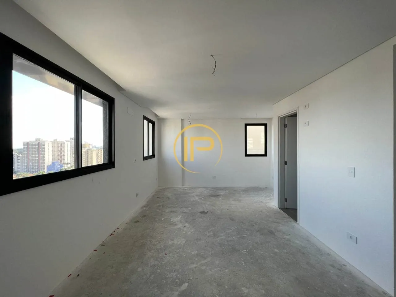 Edifício residencial New Life no Centro de Curitiba, Studio com 34 metros à venda, muito b