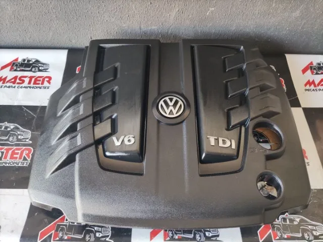 Tampa motor Amarok V6 (leia o anuncio)