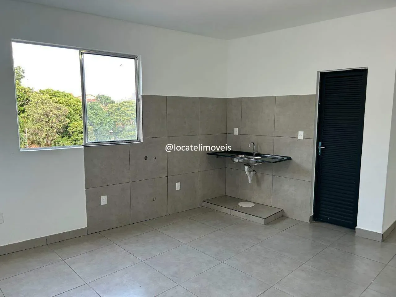 Kitnets á venda no Bairro Milionários - Região do Barreiro