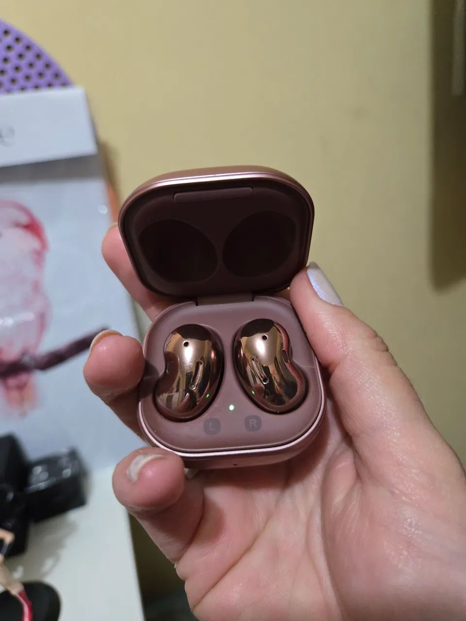 Samsung Galaxy Buds Live - rose gold - Fones de Ouvido - Vila