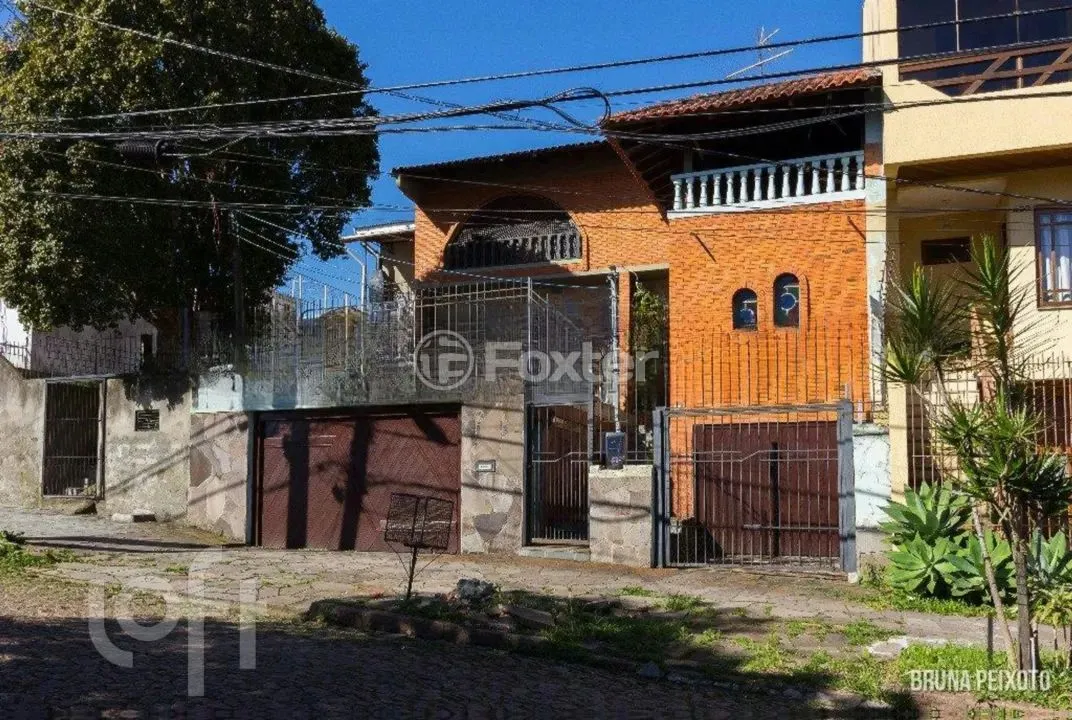Casa à venda Rua Alberto Silva, Vila Ipiranga - Porto Alegre