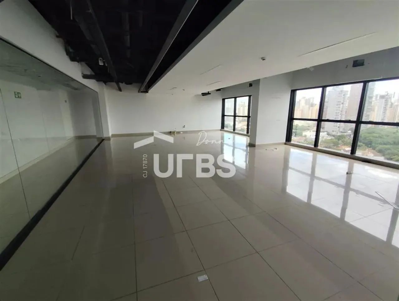 Sala Comercial com 1466,66m² no Walk Bueno Business! - Foto 3