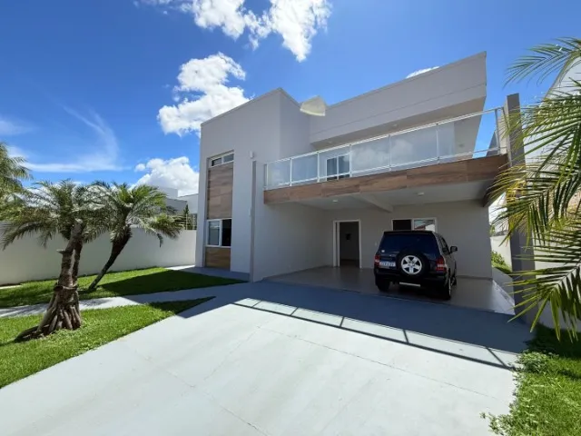 Vende-se Casa de Alto Padrão no Caçari