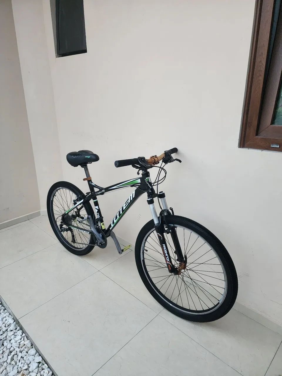 Bicicleta aro 26 totem blaster full shimano