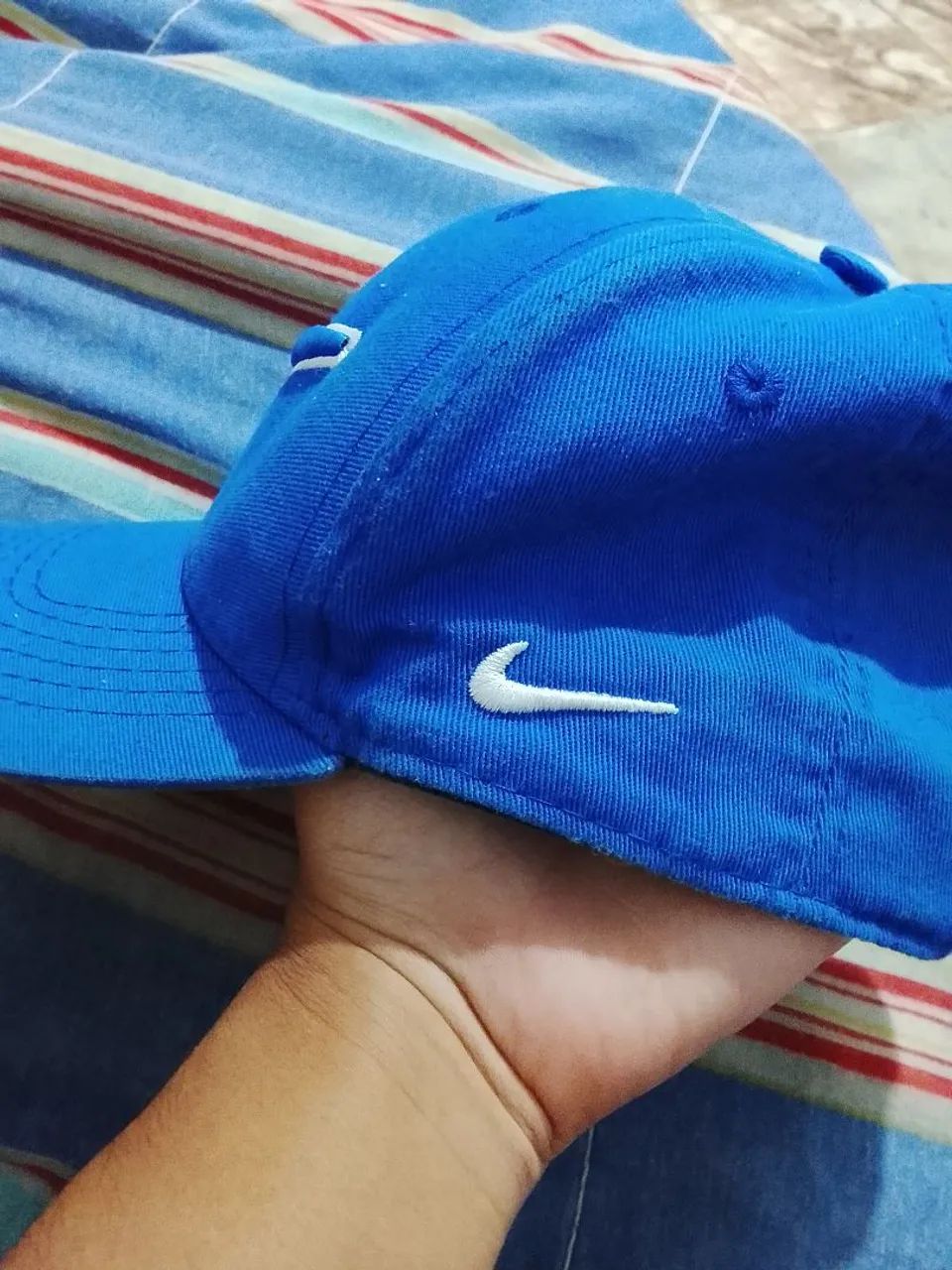 Boné azul Nike original (R$49)