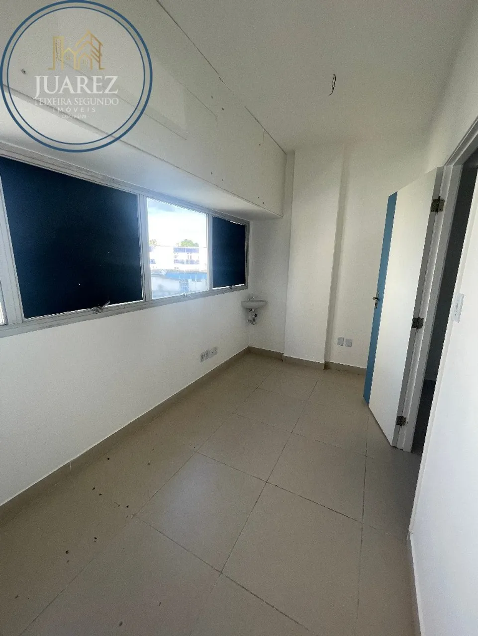 SALA COMERCIAL DE 68M² A VENDA NO CENTRO MÉDICO GARIBALDI