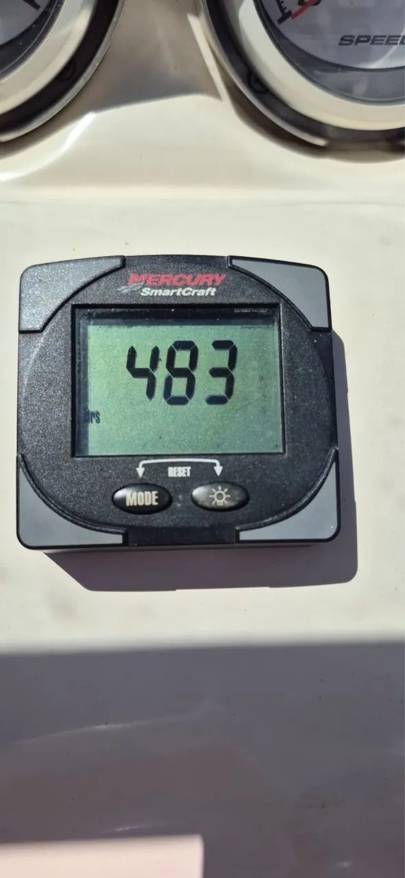 Lancha Evolution 265 Cabin com Mercruiser 5.0 260Hp ano 2012  - Foto 10