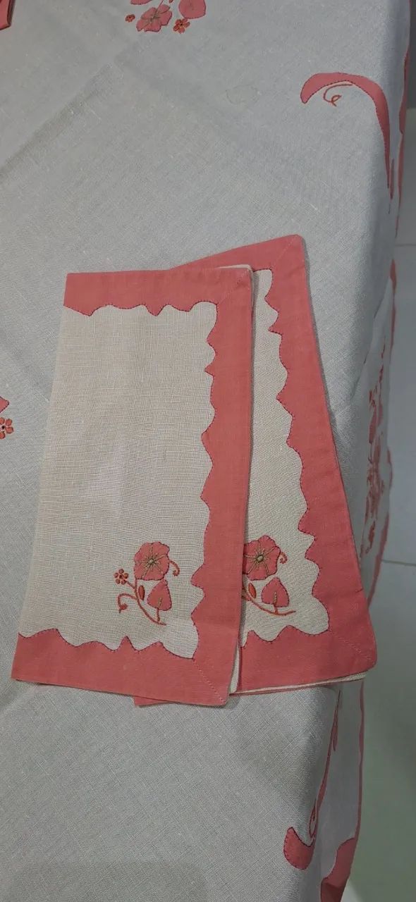 Toalha de Mesa quadrada448309570097664004