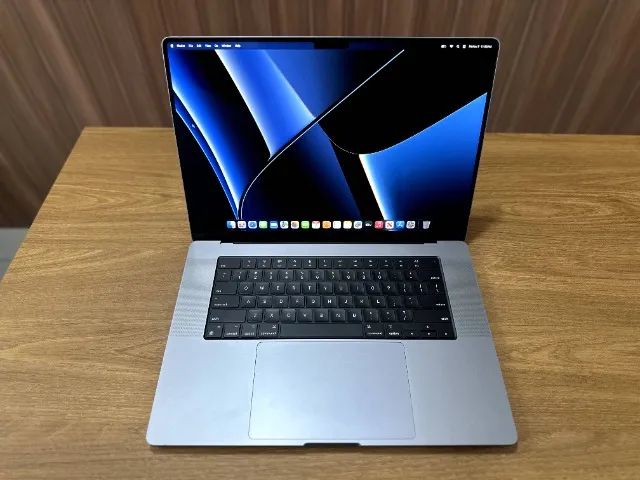 MacBookPro M1 MAX / 2TB SSD / 64GBメモリ MACBOOK PRO M1 MAX, 64GB RAM, 2TB SSD, 16 POLEGADAS, 32 NÚCLEOS
