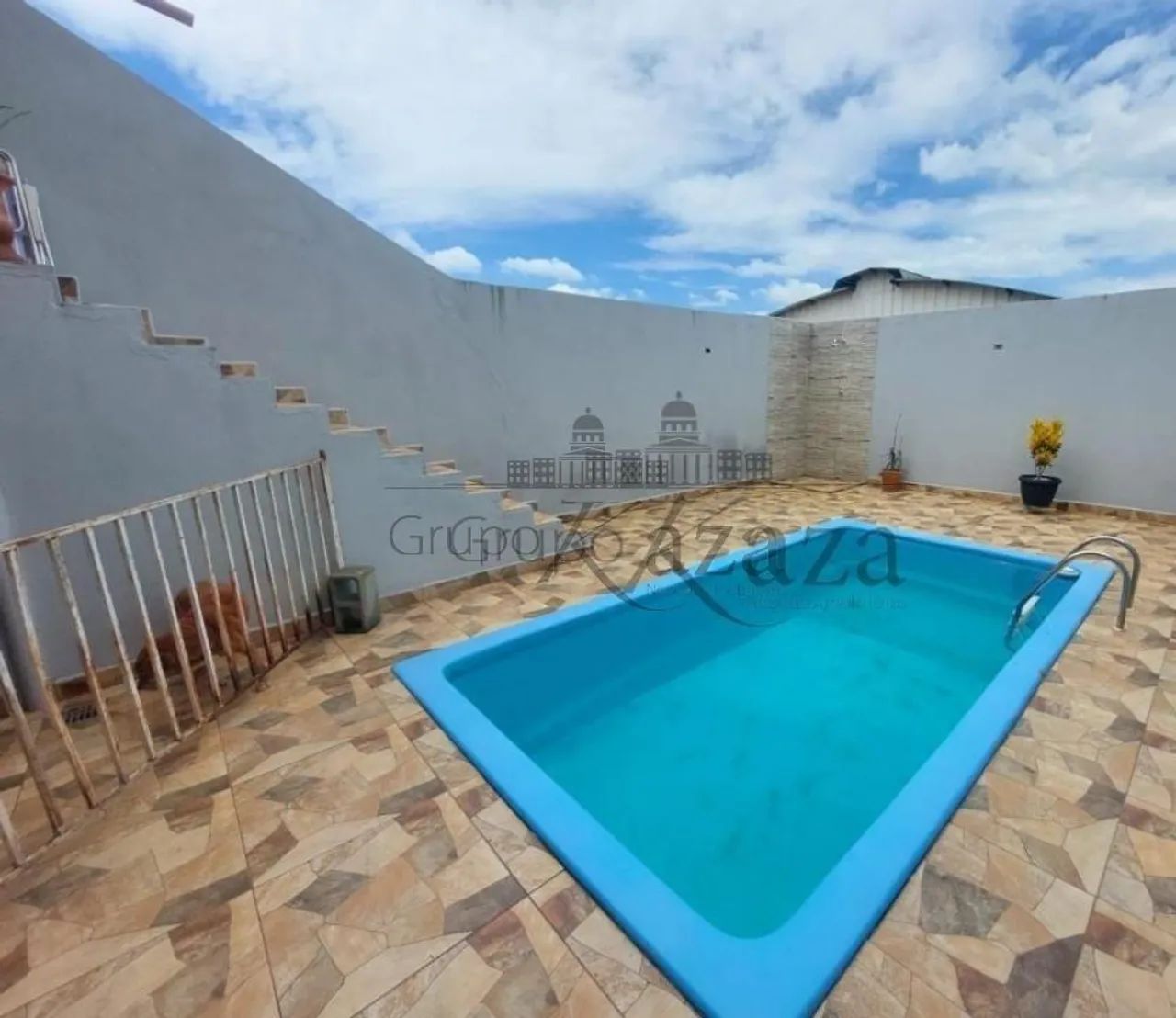 Casa Venda 3 Dormitórios com Piscina e Ponto Comercial 186m² - Foto 5