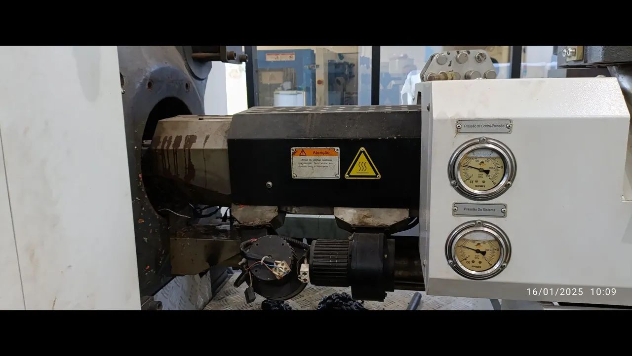 Injetora GoldenEagle 220 Servomotor ano 2022 - Foto 3