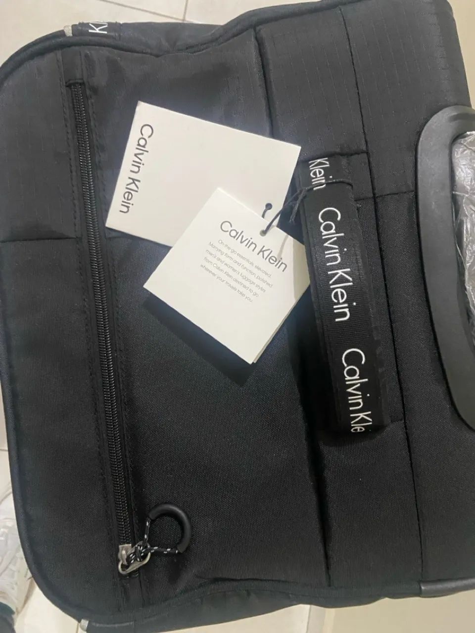 Mala Calvin Klein 23kg - Foto 5